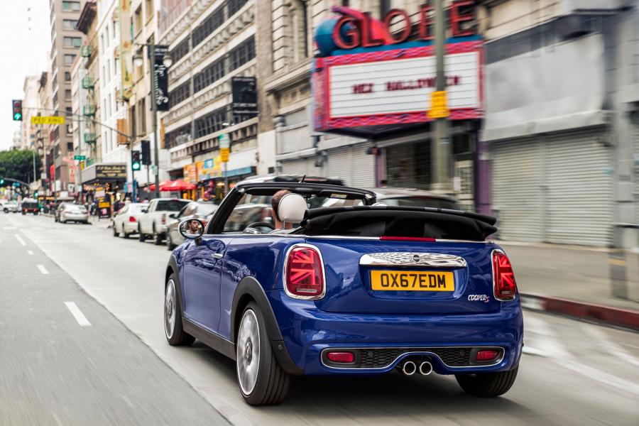  Mini Cooper S Cabrio (F57) 2018 года  (WW) (фото 174 из 222)